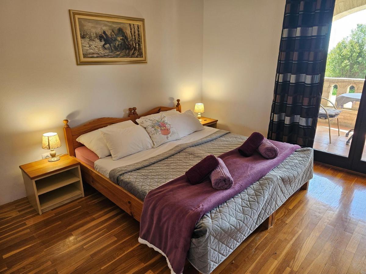 روفينج Apartments & Rooms Gaspar المظهر الخارجي الصورة