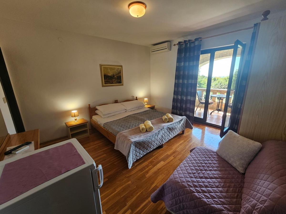 روفينج Apartments & Rooms Gaspar المظهر الخارجي الصورة
