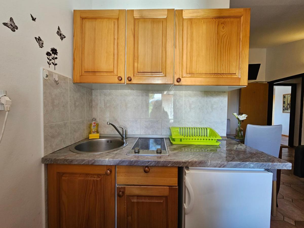روفينج Apartments & Rooms Gaspar المظهر الخارجي الصورة