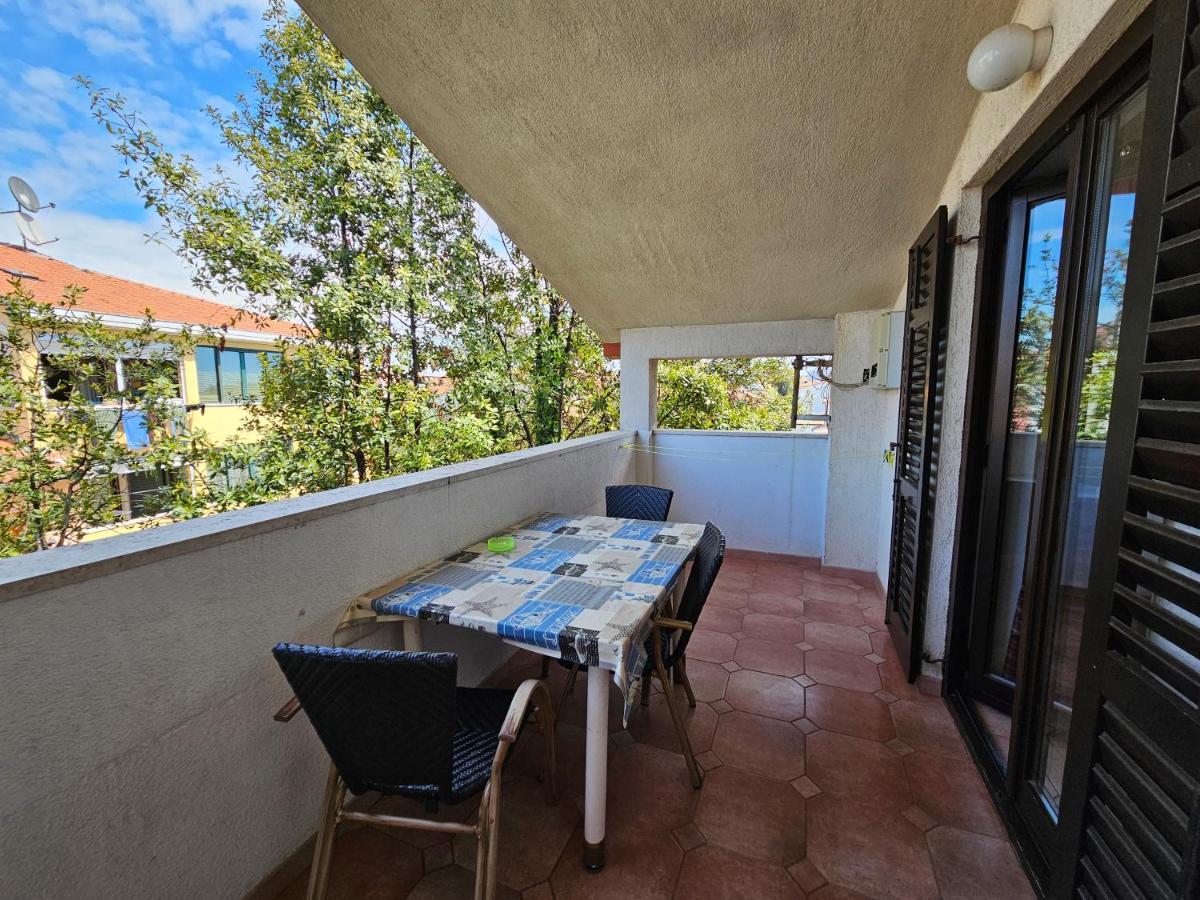 روفينج Apartments & Rooms Gaspar المظهر الخارجي الصورة